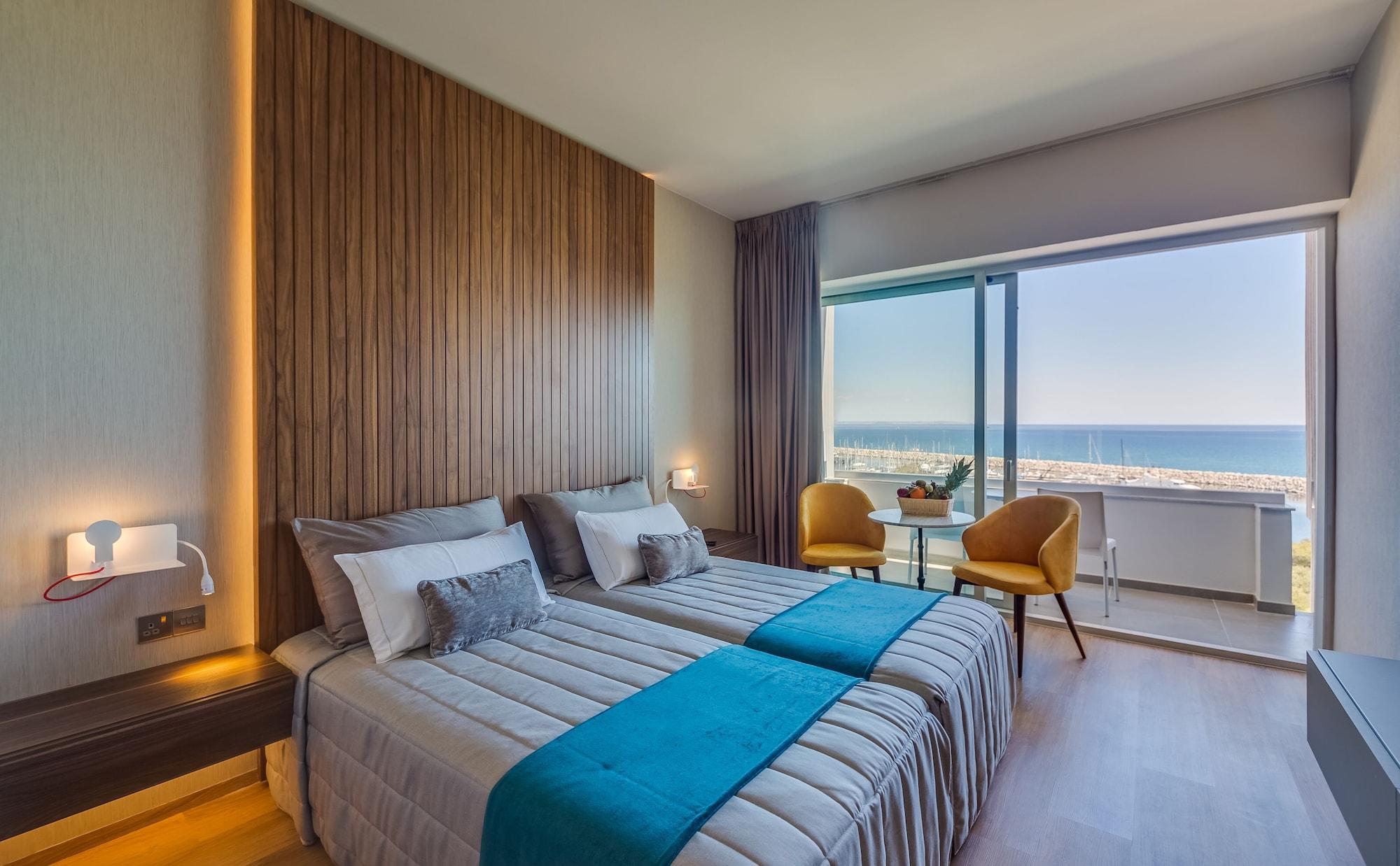 Otel Sun Hall 4*